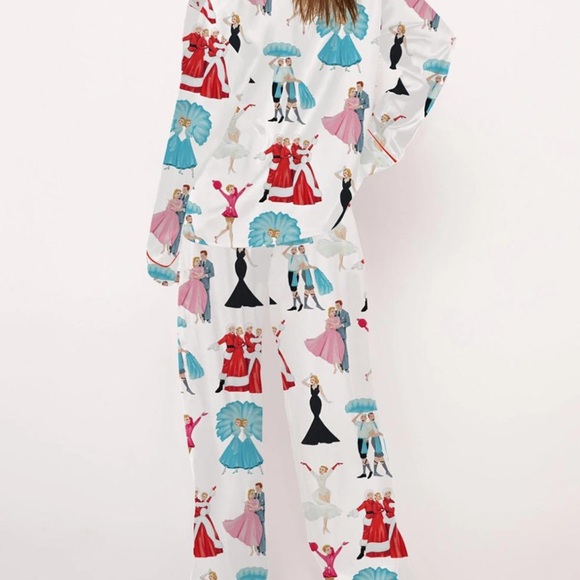 SHESHOW WHITE CHRISTMAS SATIN PAJAMA SET LARGE - Picture 3 of 5